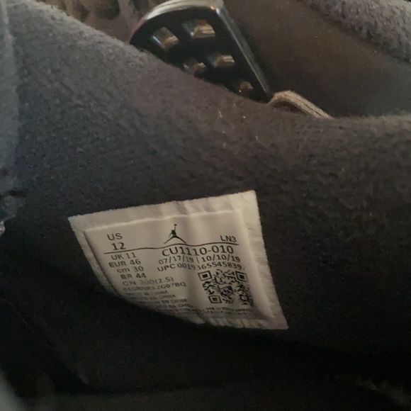 Size 12 REAL JORDAN IV BLACK CATS main image 4